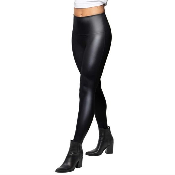 Jane and Bleecker Faux Leather Leggings Size XLarge - Picture 12 of 12